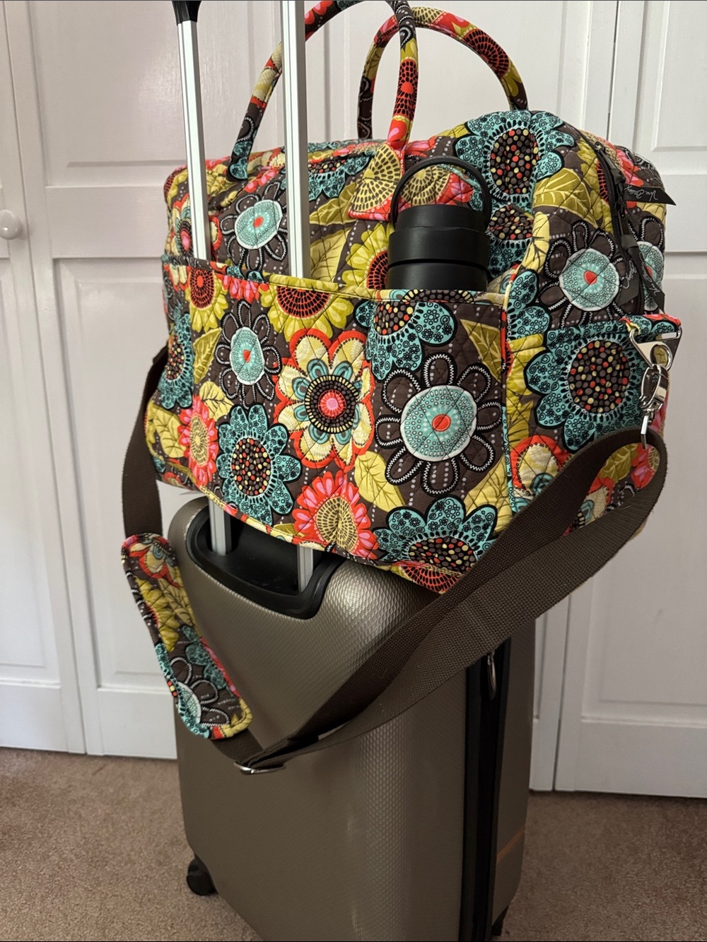 Vera Bradley Weekender Large Travel Duffle Shoulder Strap Flower Shower
